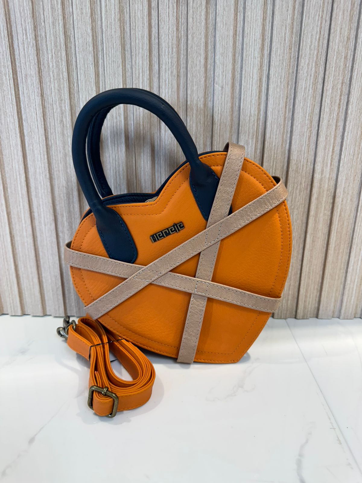 CARTERA BANDOLERO CORAZON BONDAGE HEREJE
